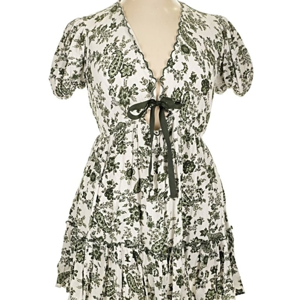 Trixxi Green and White Floral Dress